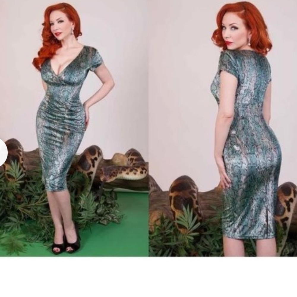 Vintage retroTatyana velvet snake wiggle dress